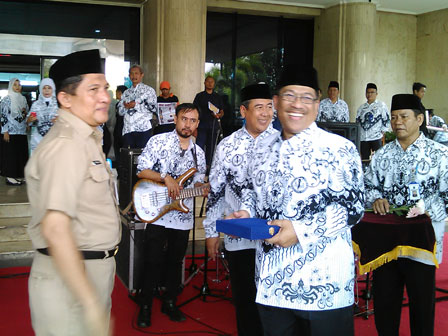 Pencarian PGRI Kota Parepare - Persatuan Guru Republik Indonesia Cabang Kota Parepare